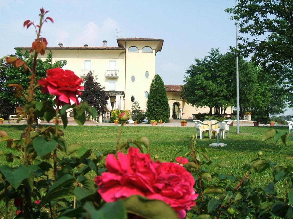 Villa Belvedere 1849 Misano di Gera dʼAdda Eksteriør bilde
